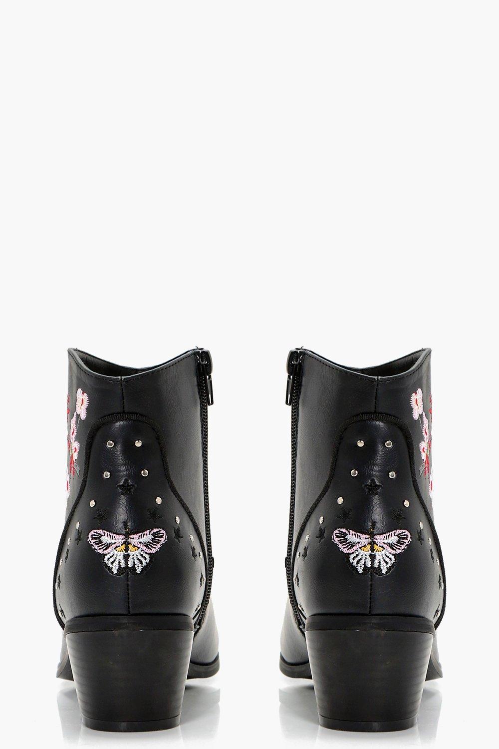 bottines brodées fleurs