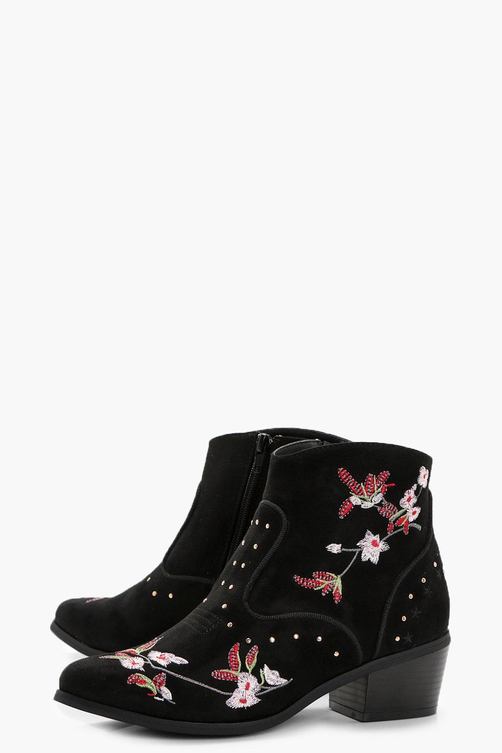 embroidered chelsea boots