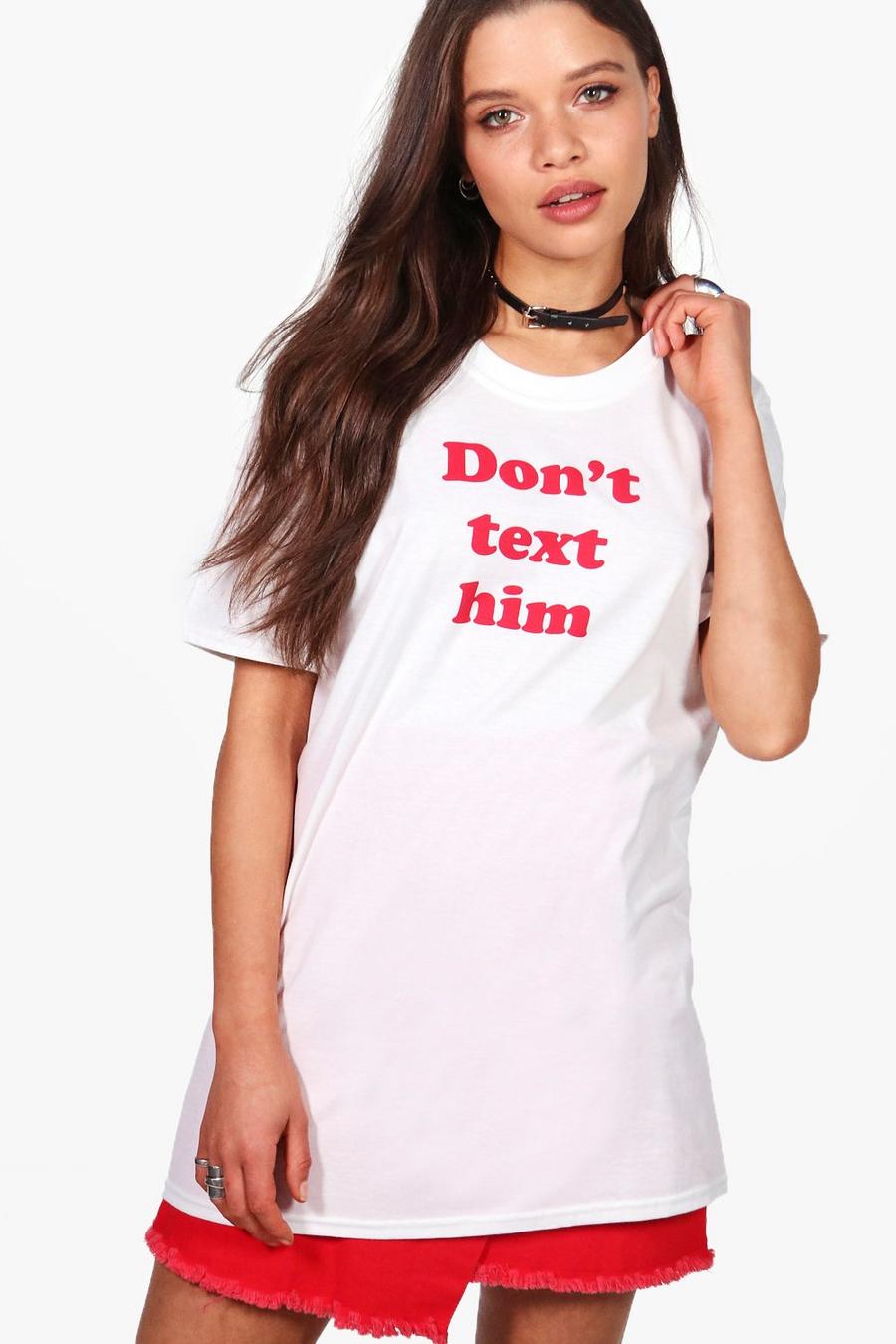 Sarah T-Shirt mit „Don't text him“-Slogan image number 1