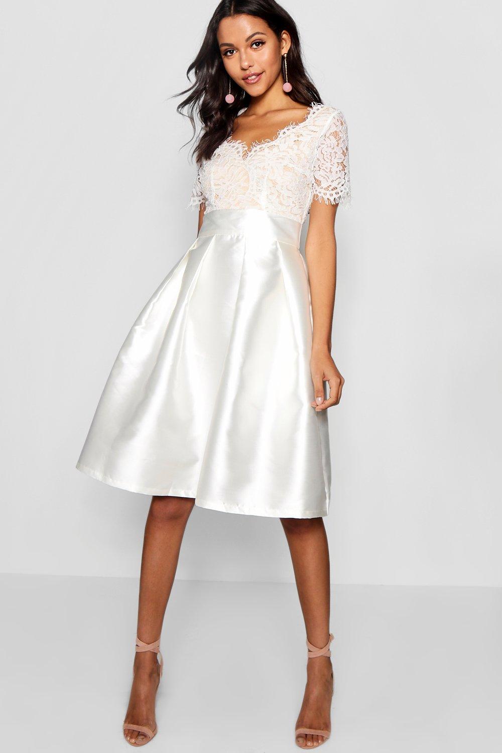 boohoo eyelash lace dress