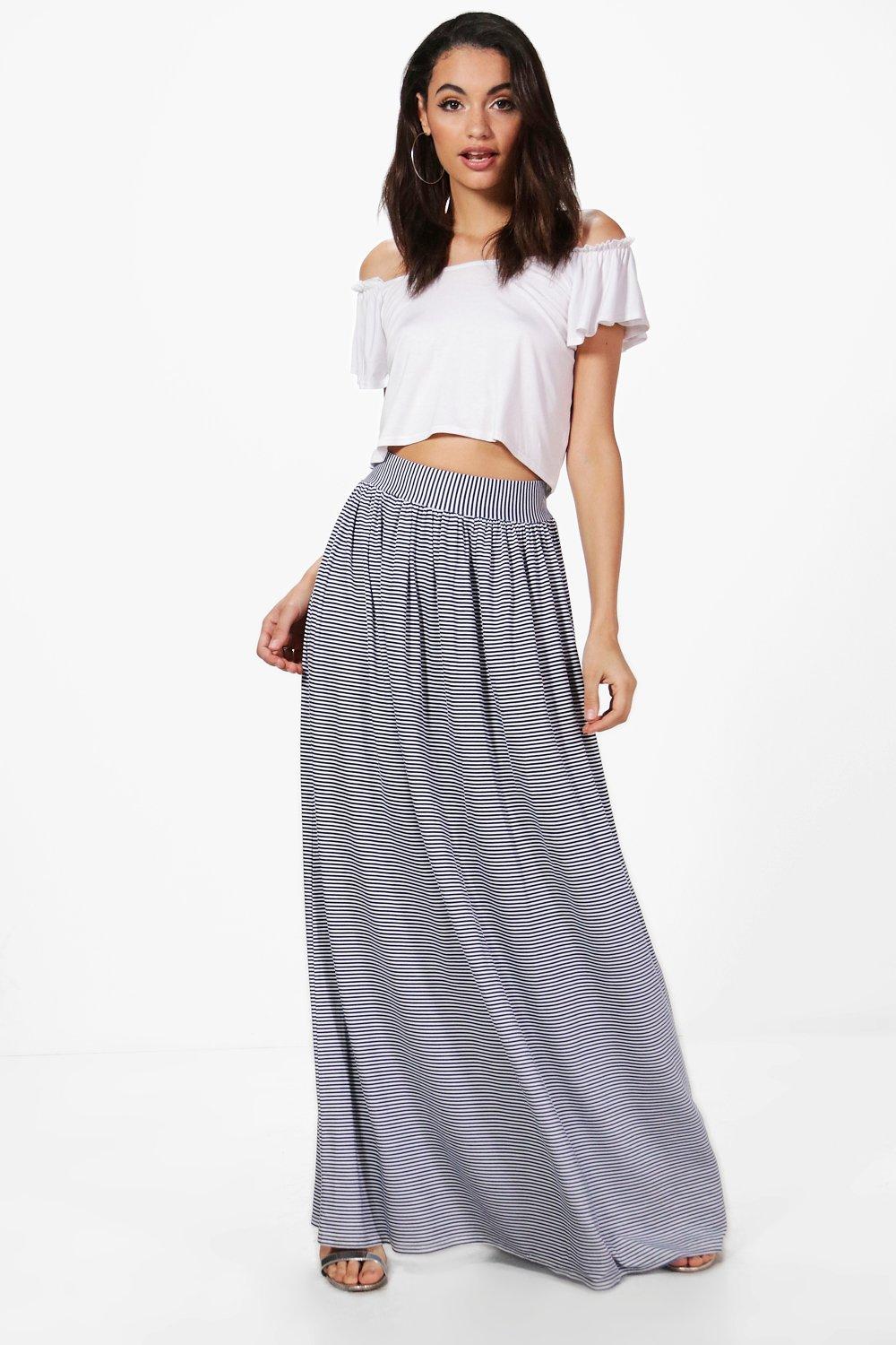 boohoo floor sweeping maxi skirt