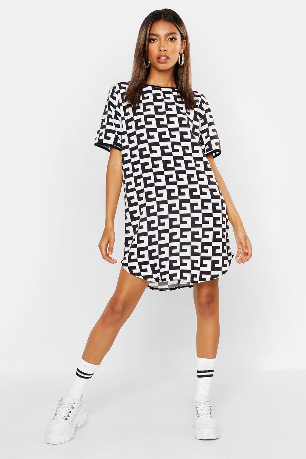 boohoo shift dress