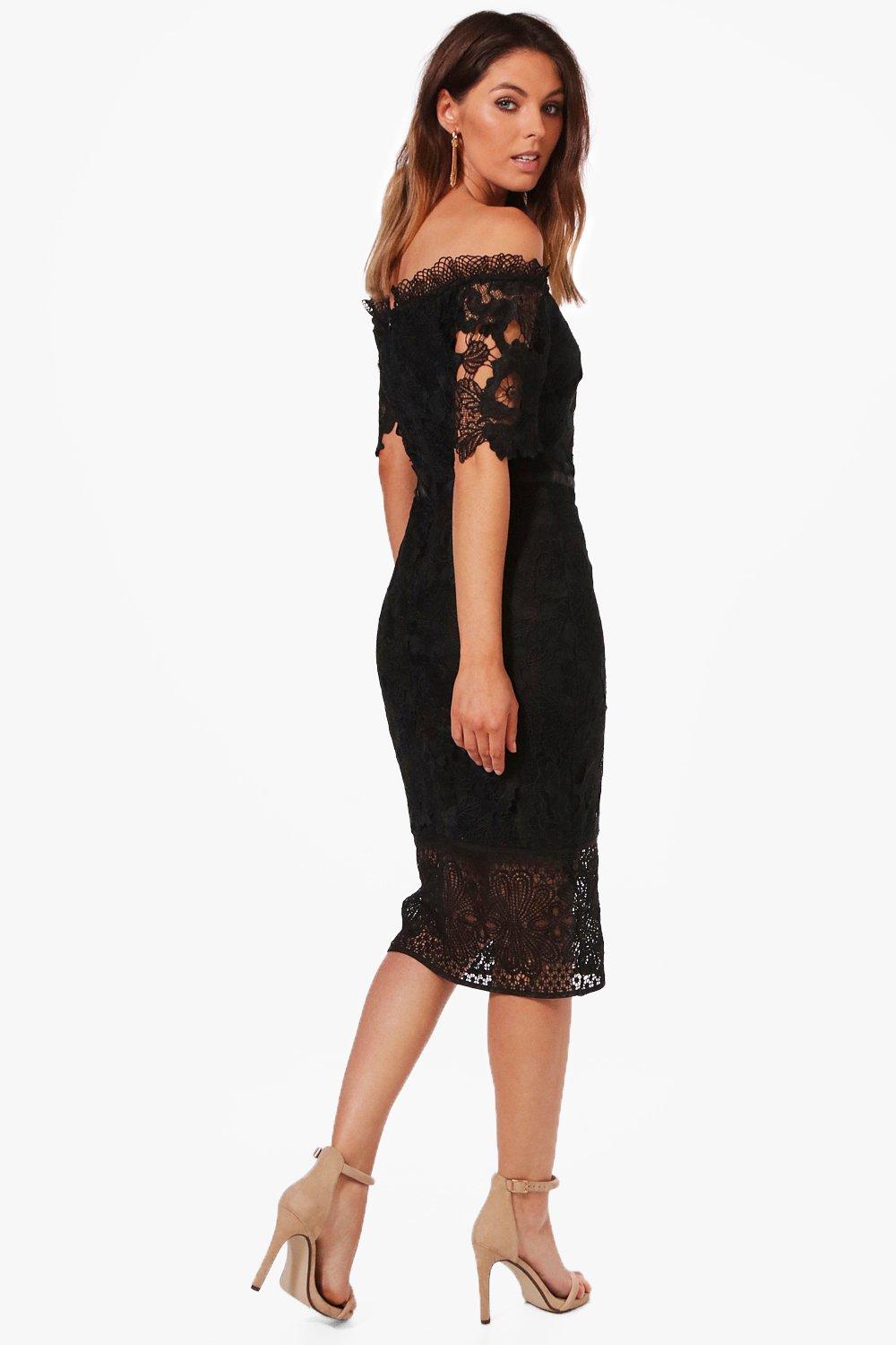 boohoo boutique dresses