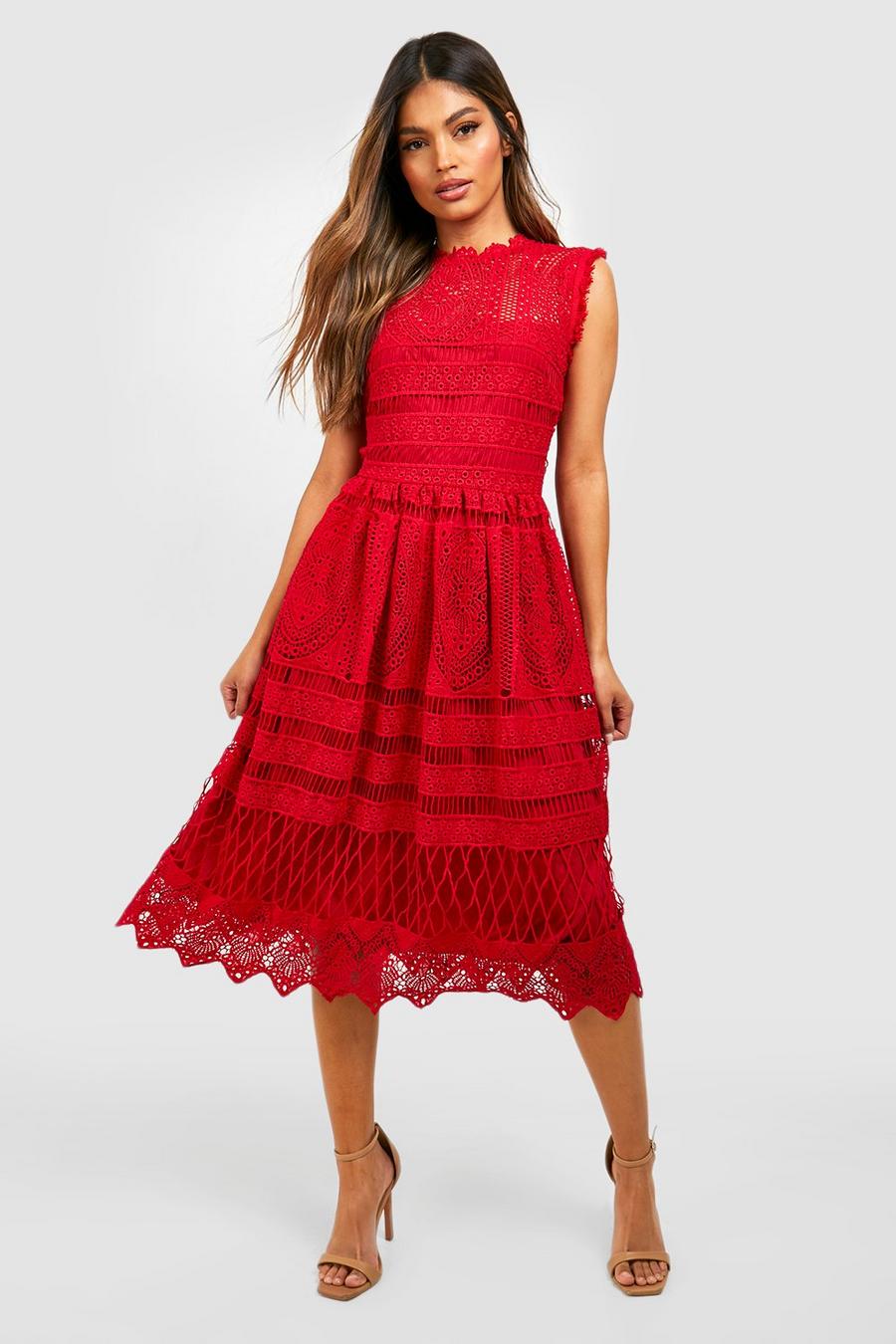 Red röd Boutique Lace Skater Bridesmaid Dress