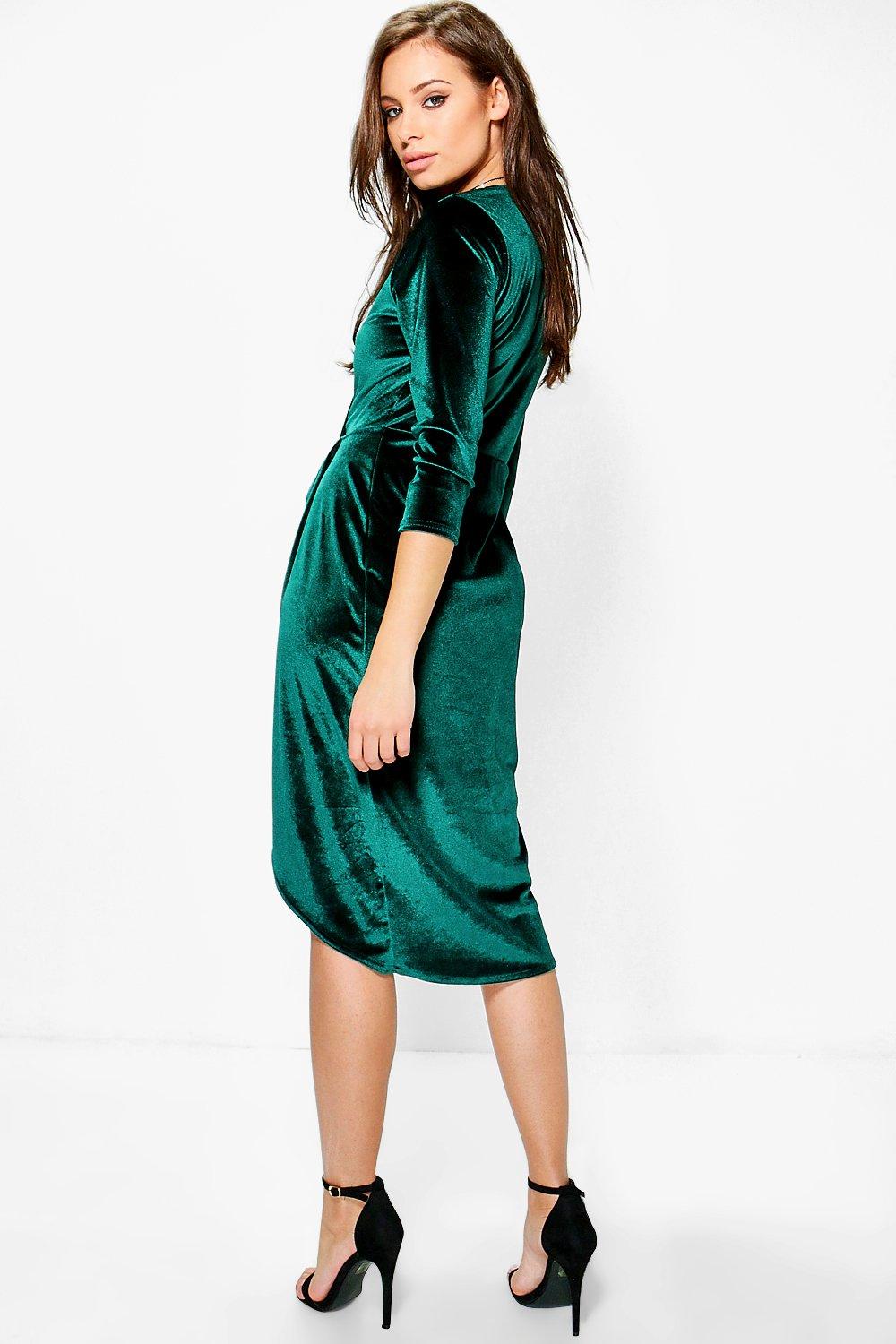 Boohoo velvet clearance wrap dress