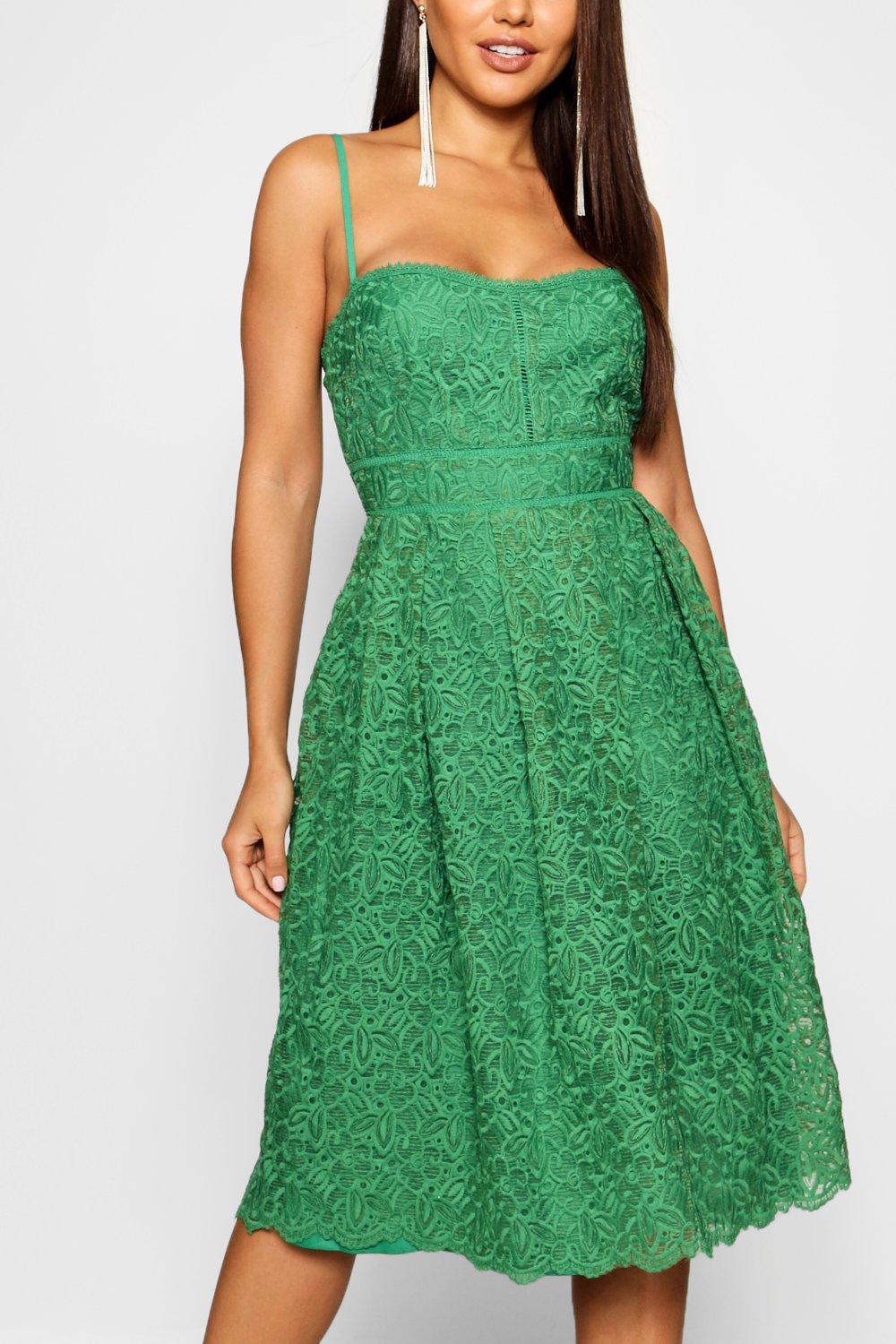 Robe verte boohoo hotsell