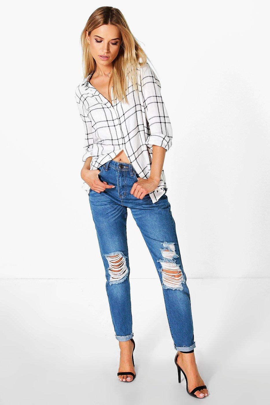 knee ripped mom jeans