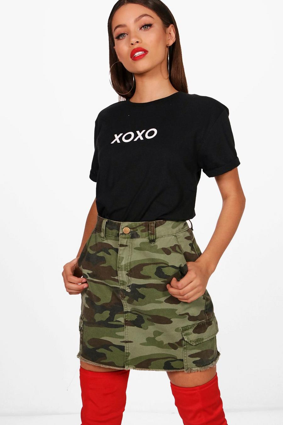 XOXO Slogan T-Shirt image number 1