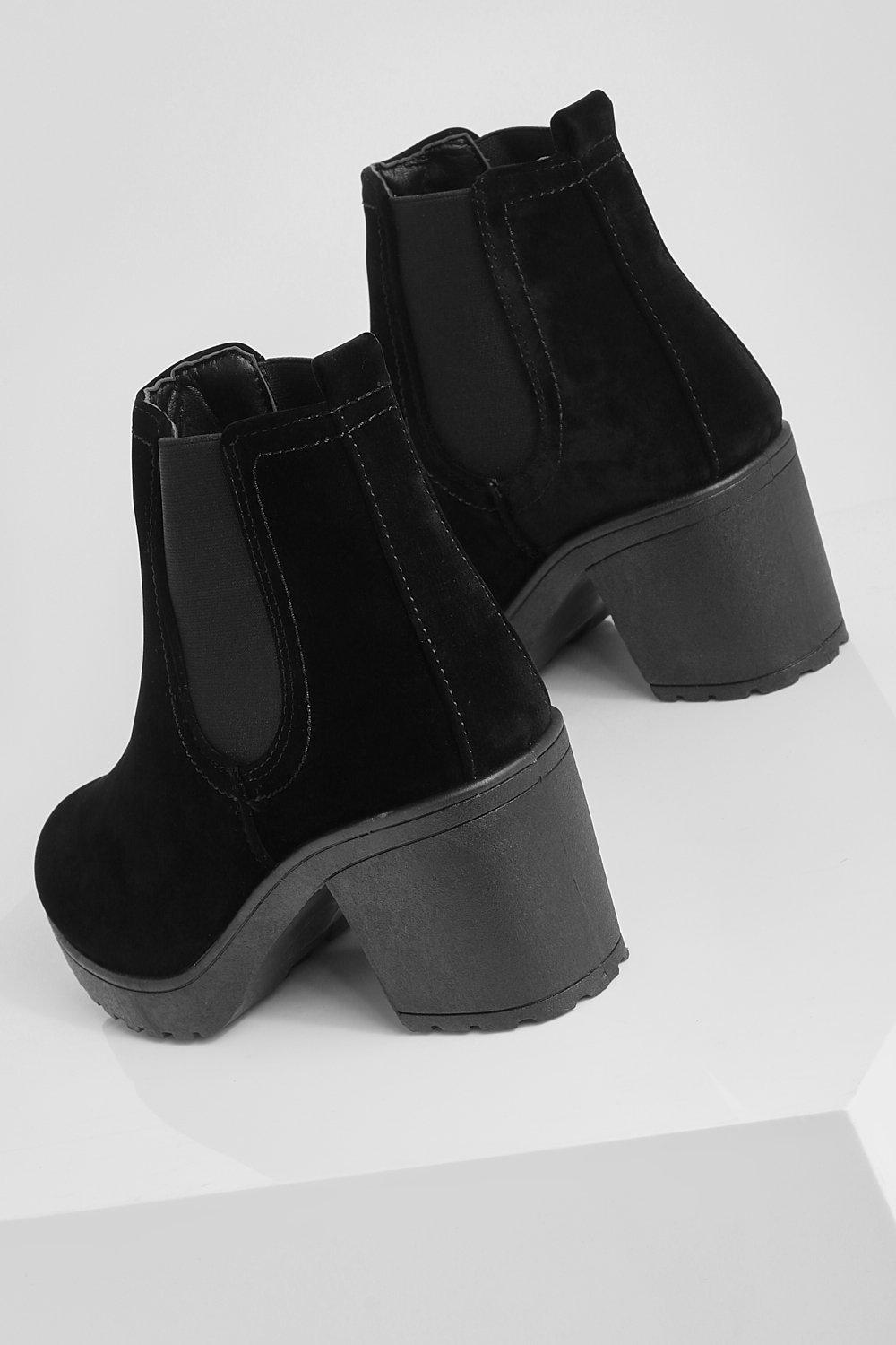 Block heel 2025 suedette chelsea boots