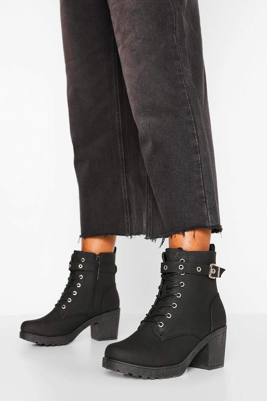 Scarponcini a calzata ampia con suola spessa, lacci e fibbia, Nero negro