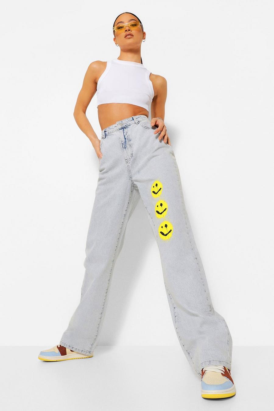 ג'ינס אסיד ווש בגזרה רפויה עם סמיילי  image number 1