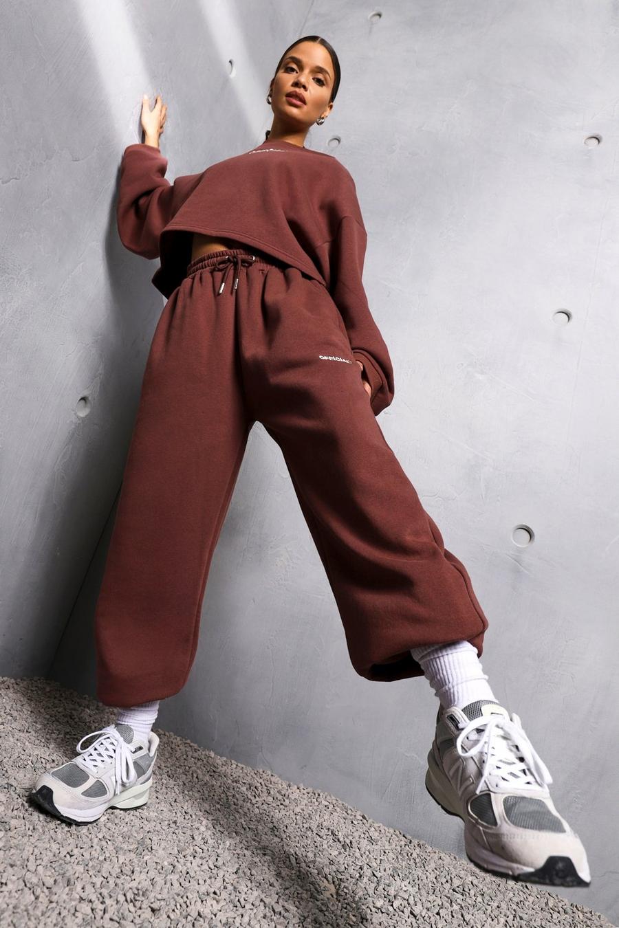 Chocolate Oversize joggers med slogan image number 1