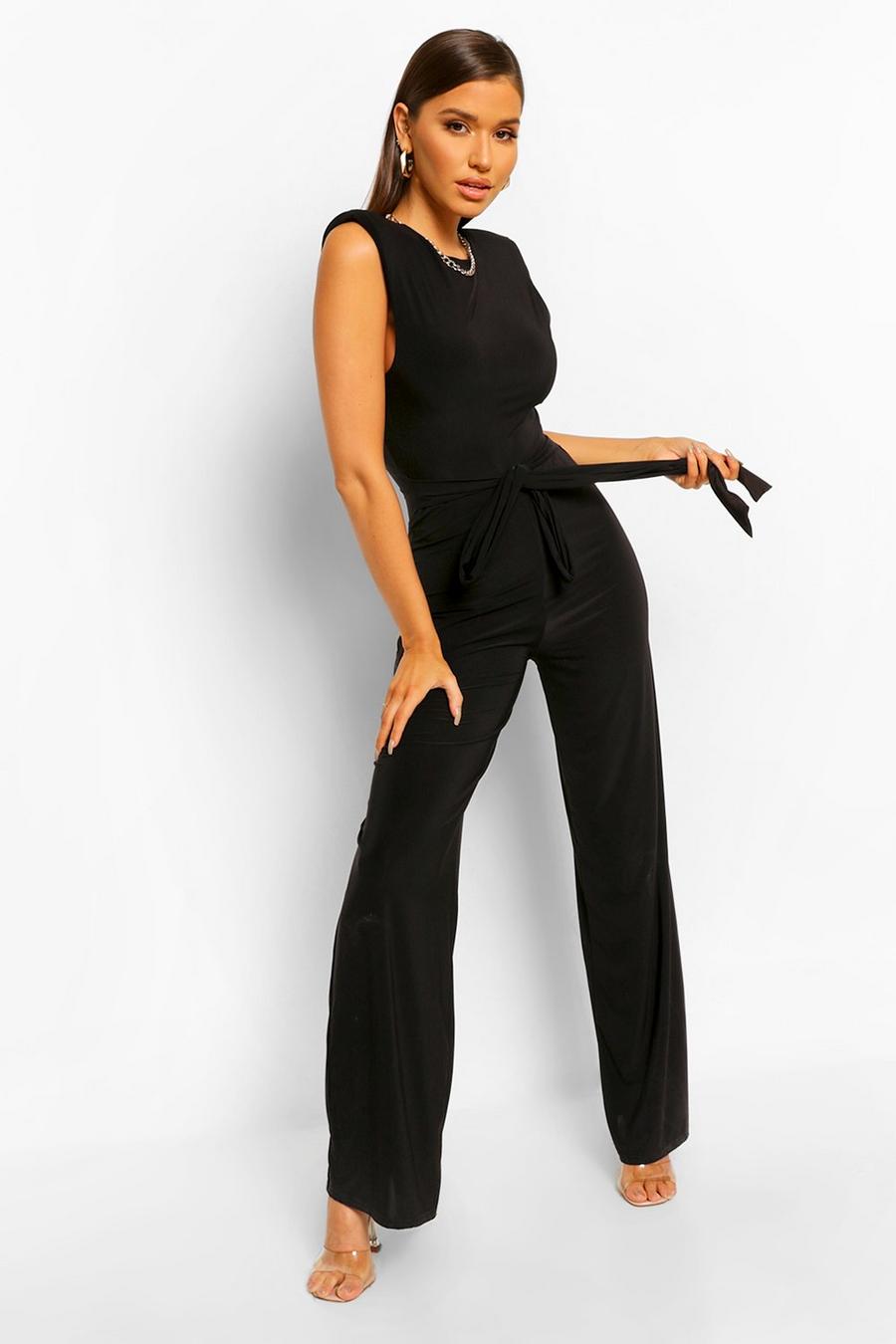 Black Jumpsuit i glansigt tyg med axelvaddar image number 1