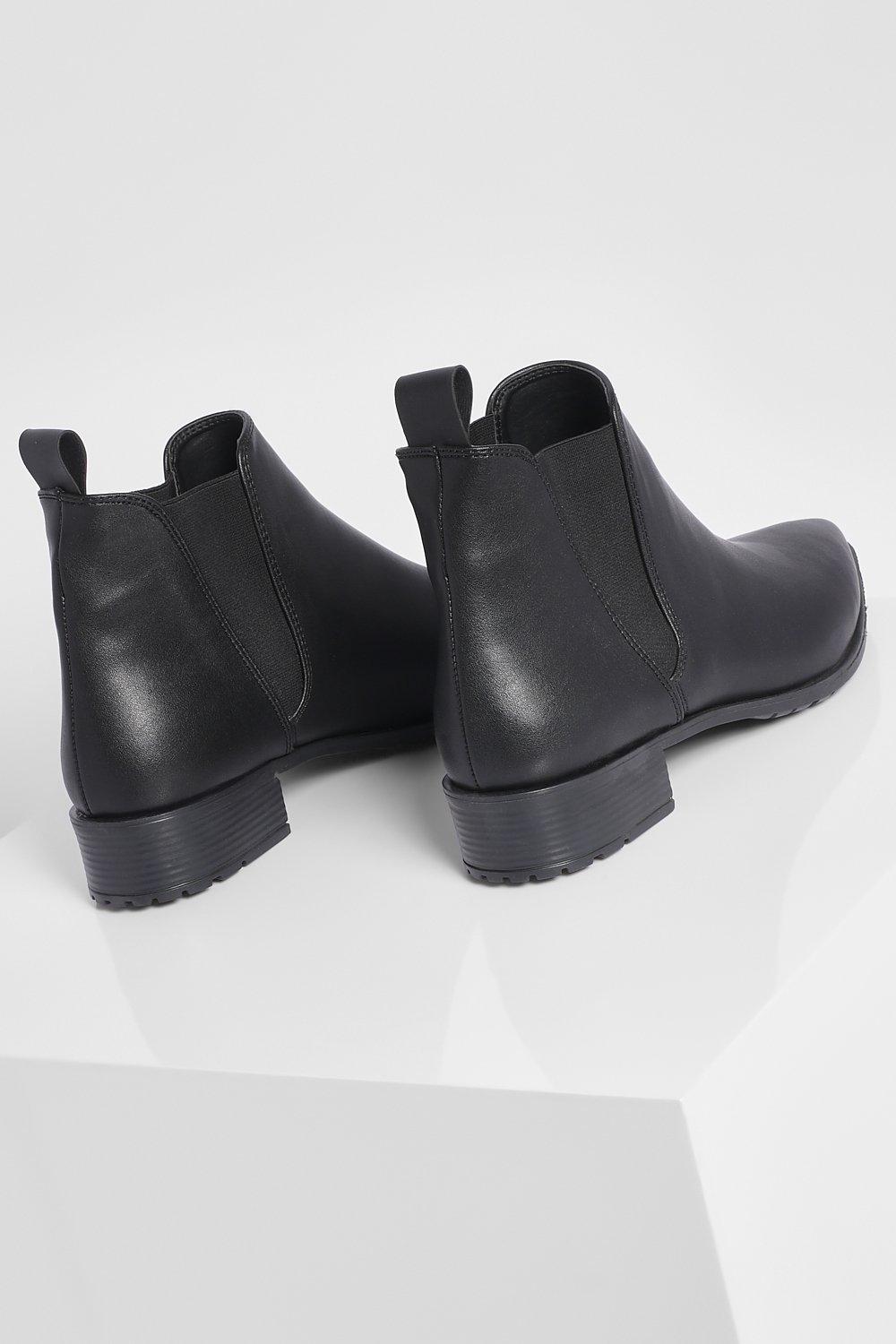 Flat black sale pointed boots