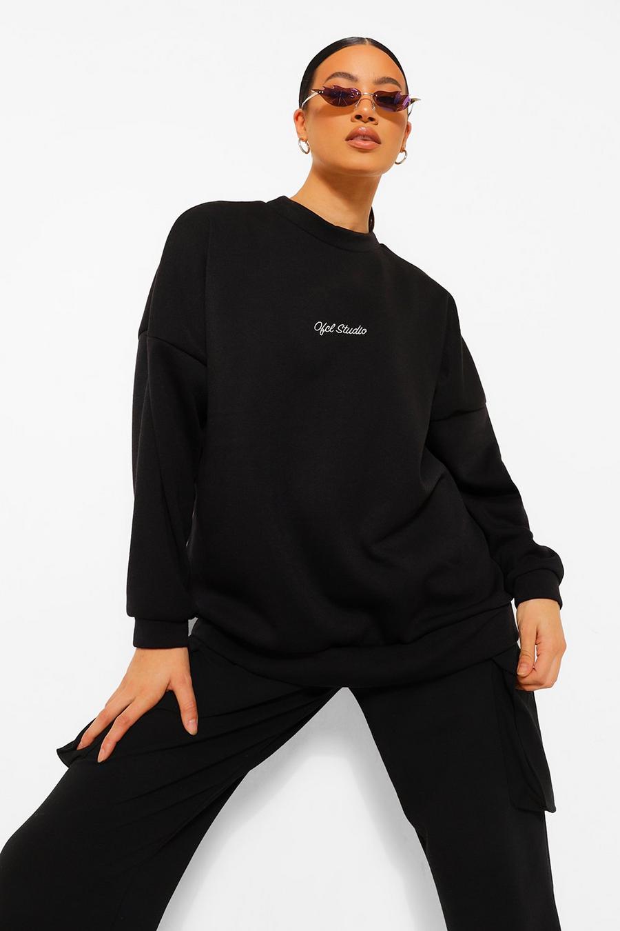 Sweatshirt coupe oversize brodé officiel , Noir image number 1