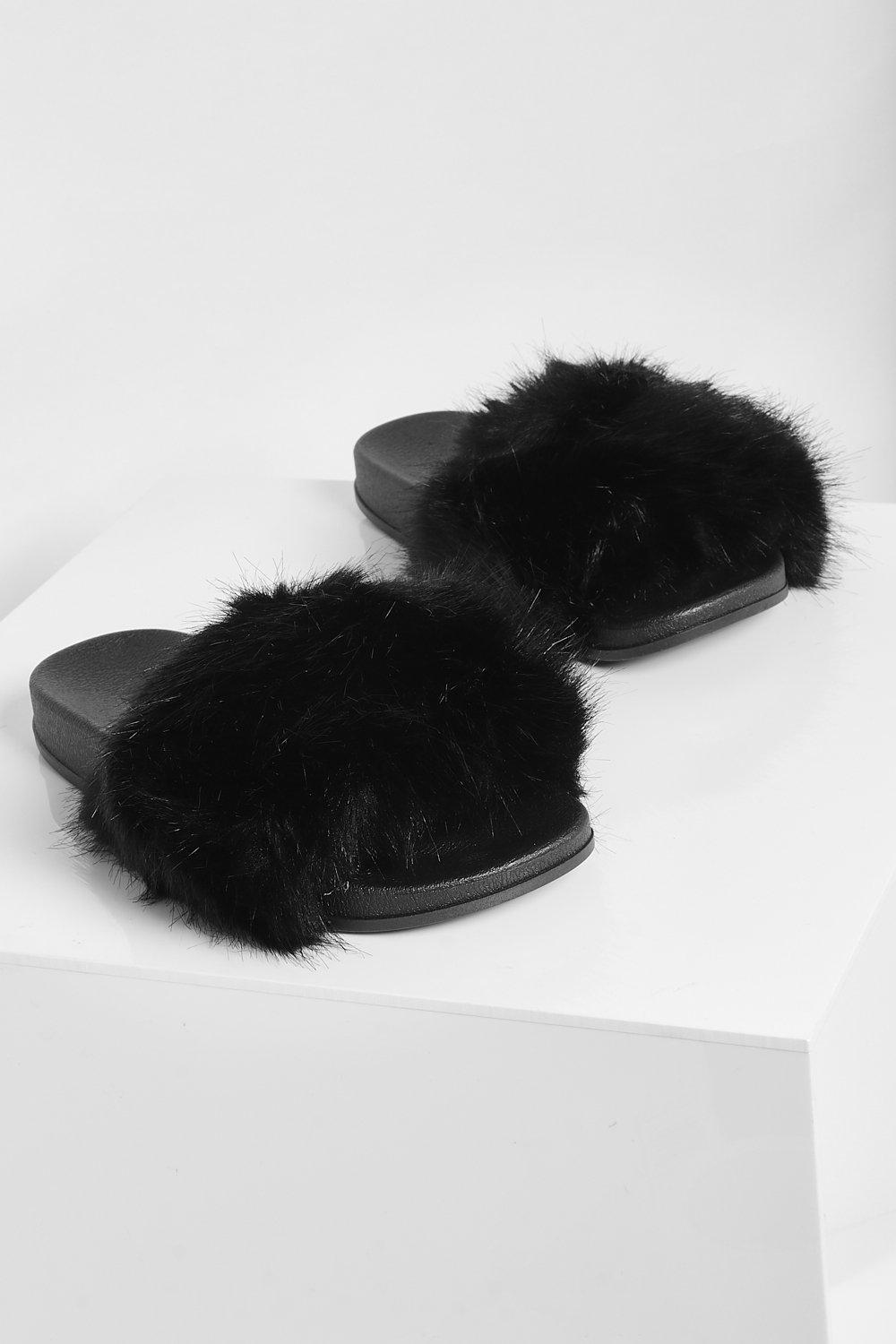 Slippers store met vacht