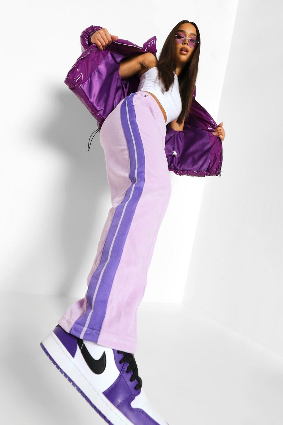 Lilac Official Joggers i velour med kantband image number 1