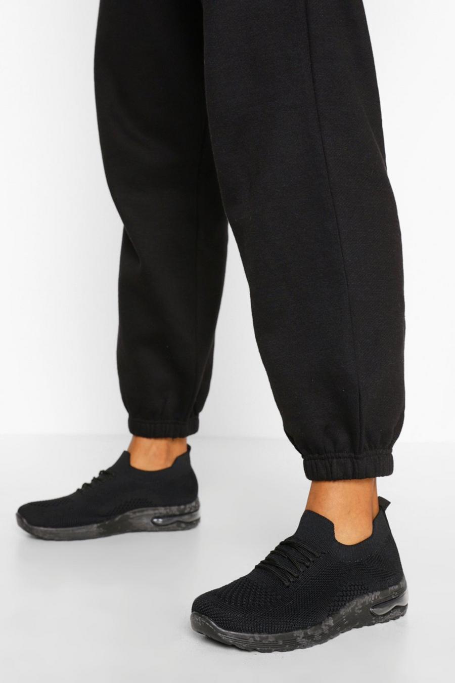 שחור נעלי ספורט סרוגות עם סוליית בועות image number 1