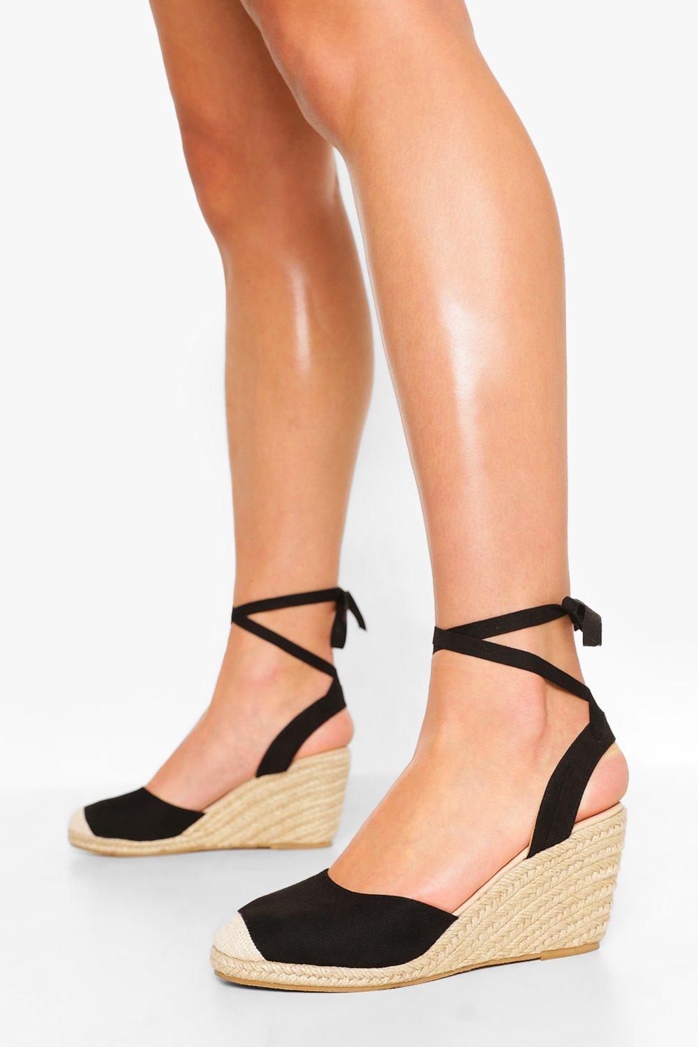 Boohoo store black wedges