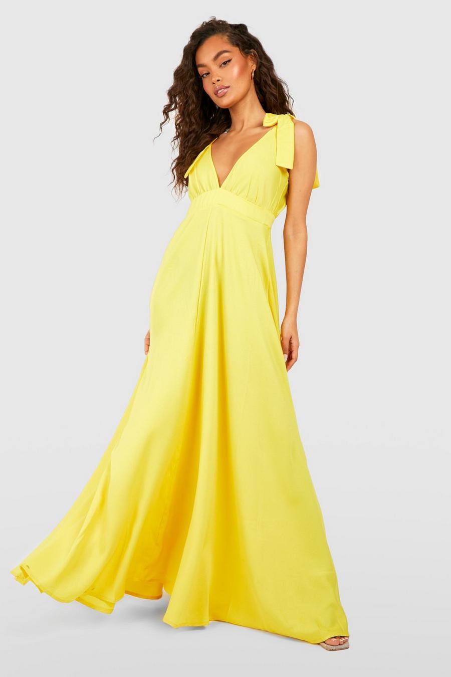 צהוב giallo שמלת מקסי עם מחשוף עמוק וכתפיות עם קשירה