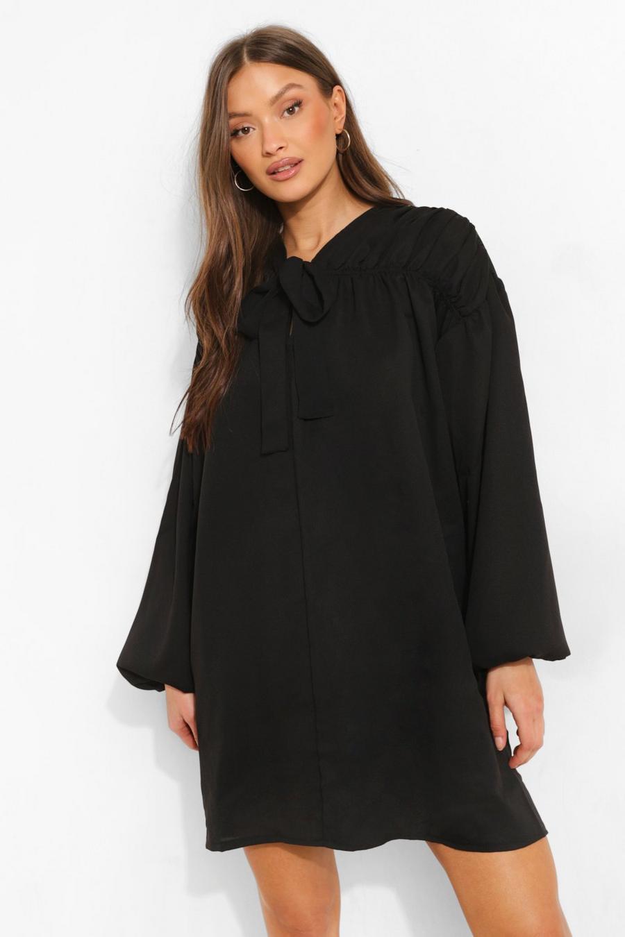 שחור שמלת סמוק עם צווארון קשירת פרפר ושרוולי בלוזון image number 1