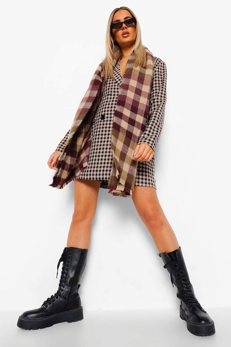 Oversized Chunky Check Scarf, Chocolate image number 1