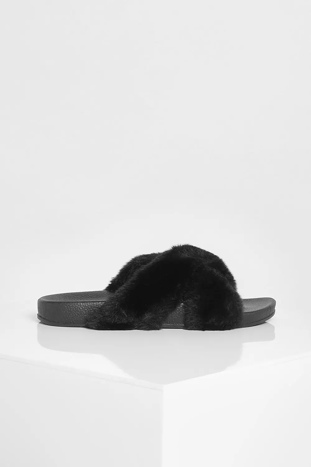 Black Fur Crossover Slider alternative image