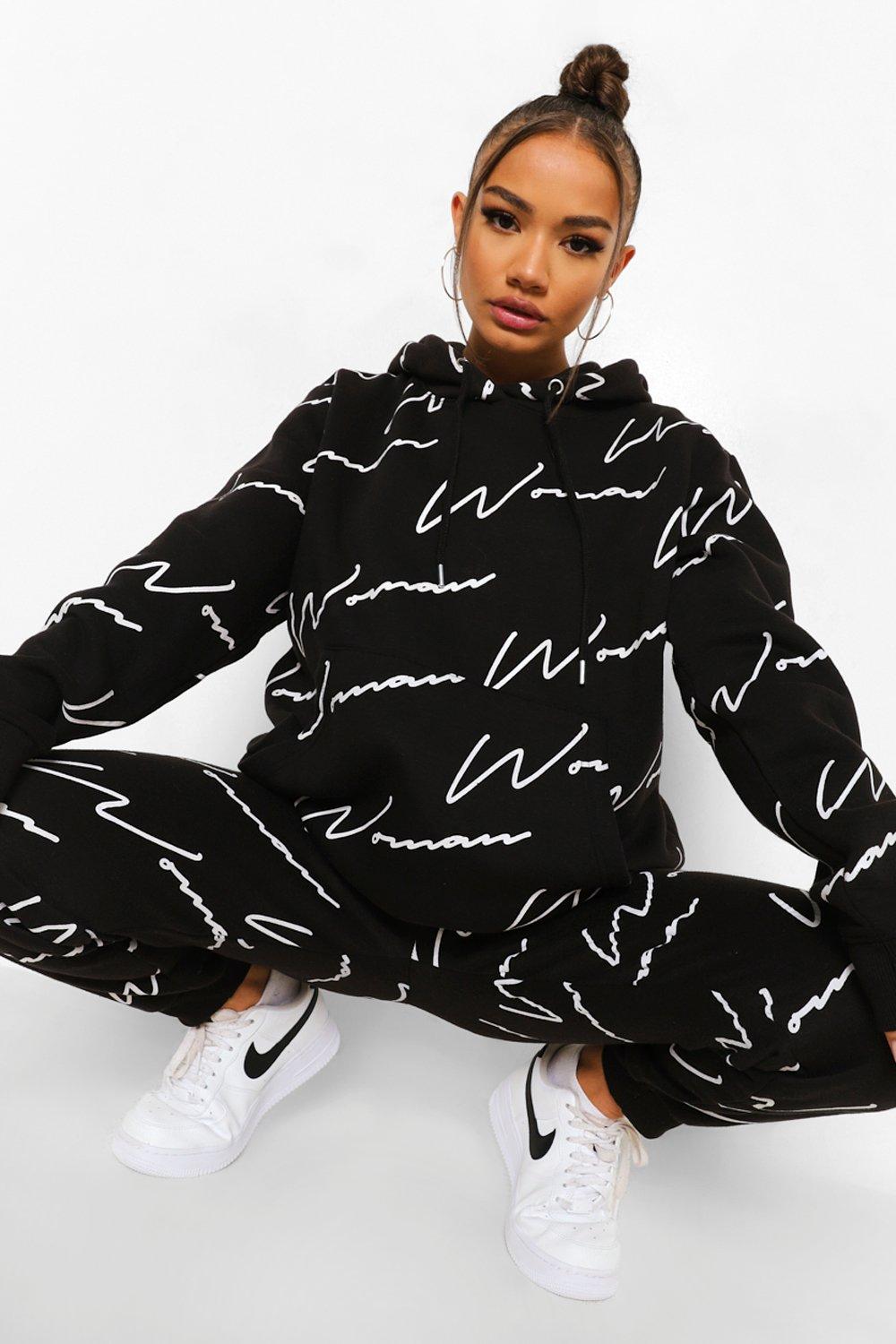 Boohoo woman all store over print tracksuit