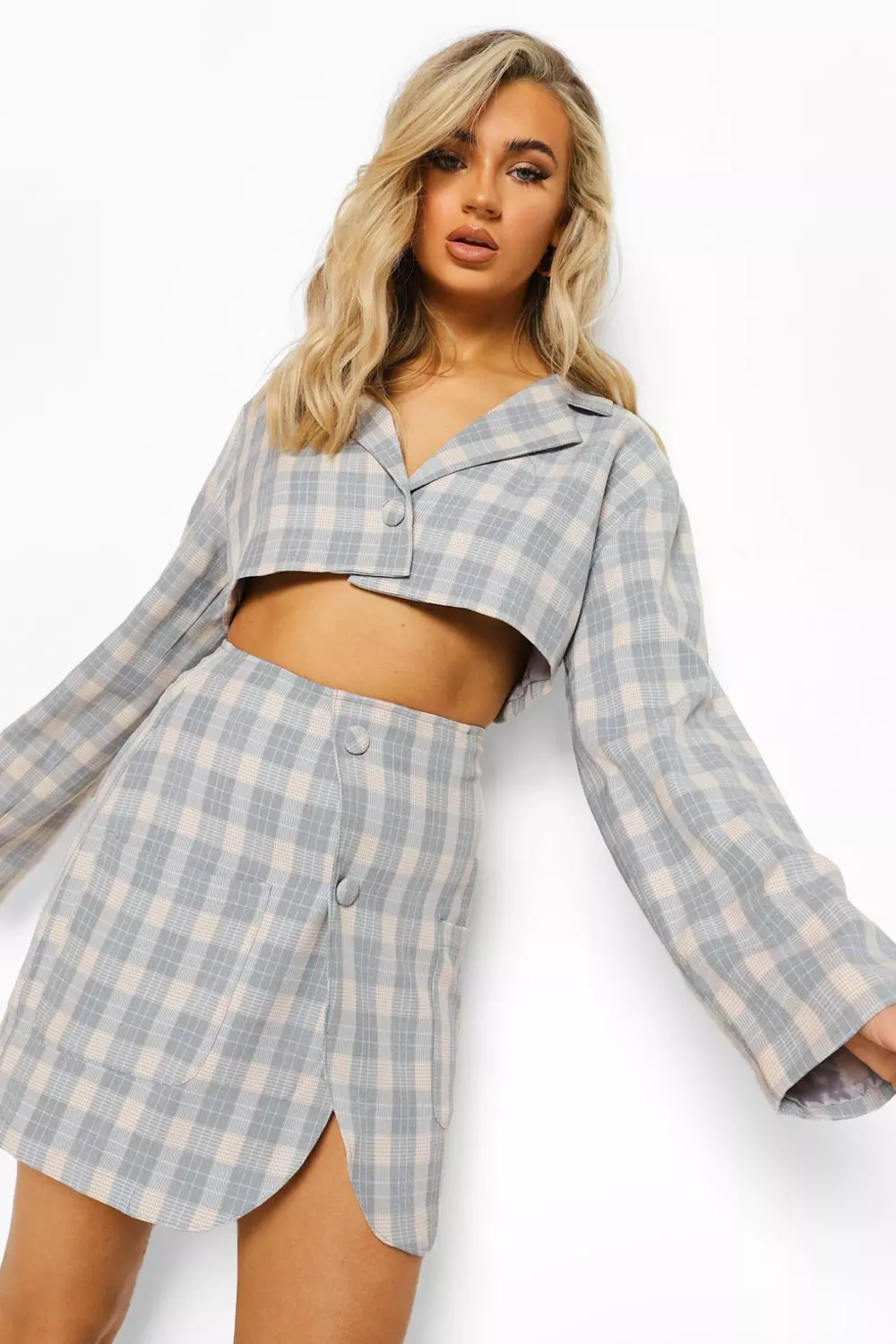 Checkered skirt and outlet jacket set