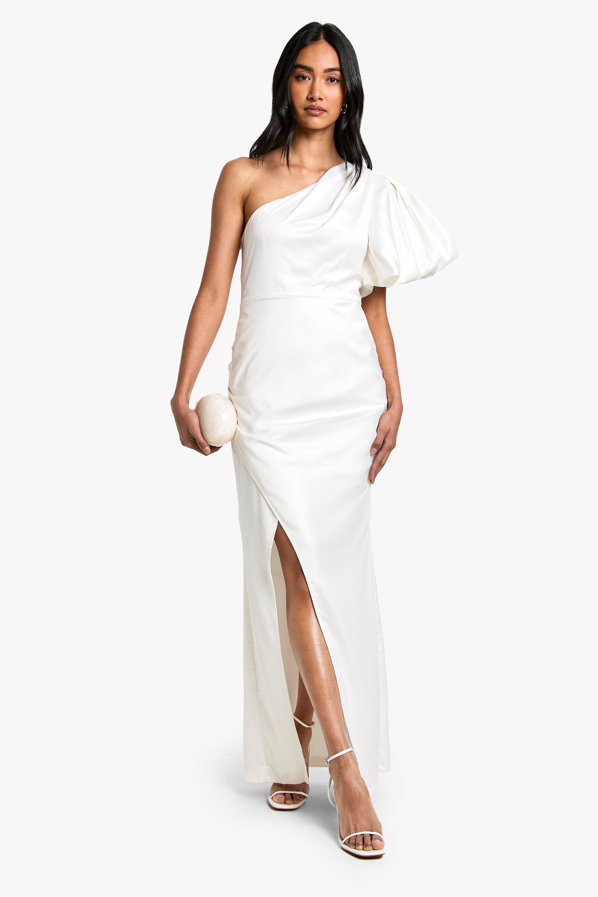 Boohoo hotsell bridal dress