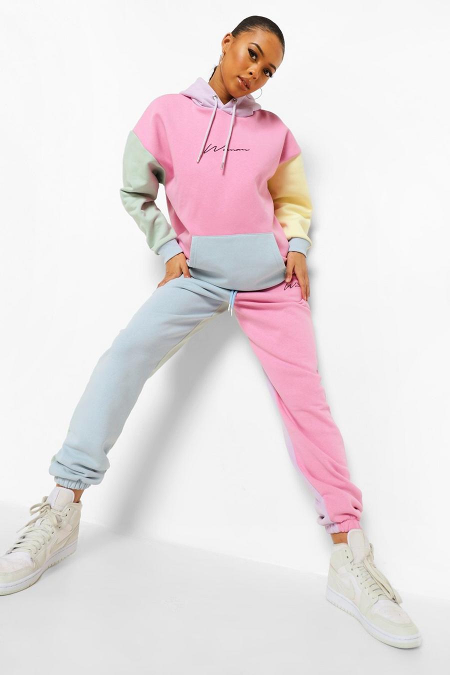 Pastellfarbene, bestickte Jogginghose mit „Woman“-Slogan im Colorblock-Design, Mehrfarbig image number 1