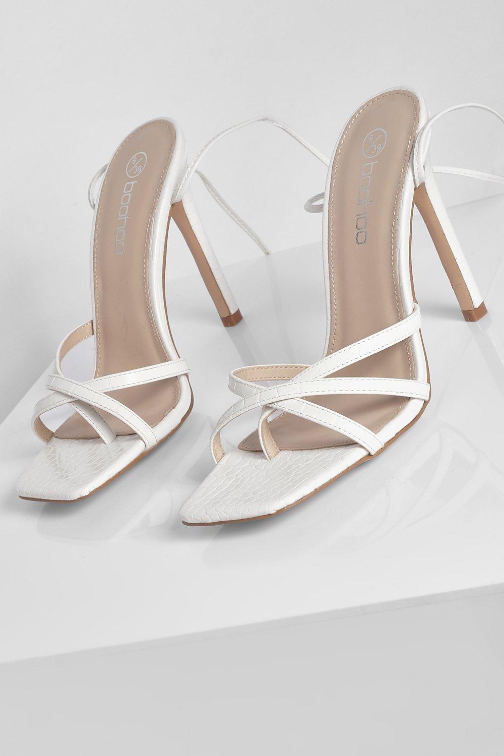 Boohoo white hot sale heels