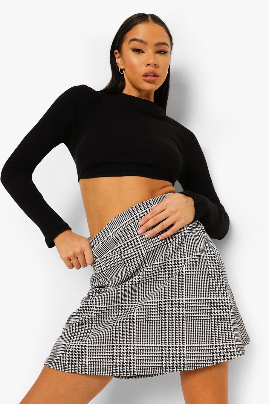 Mono Houndstooth Check A-line Mini Skirt image number 1