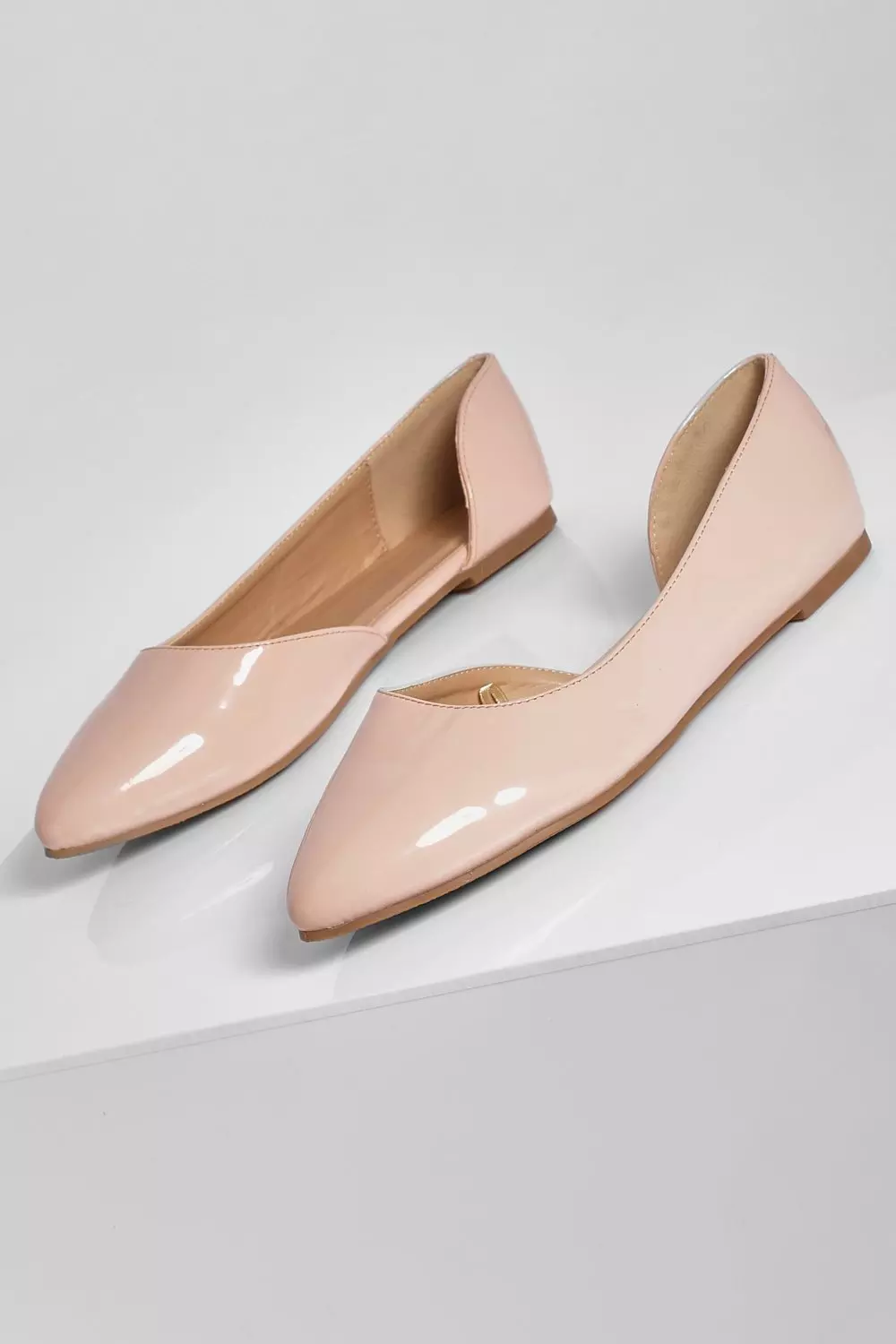 Cut out hot sale pointed flats