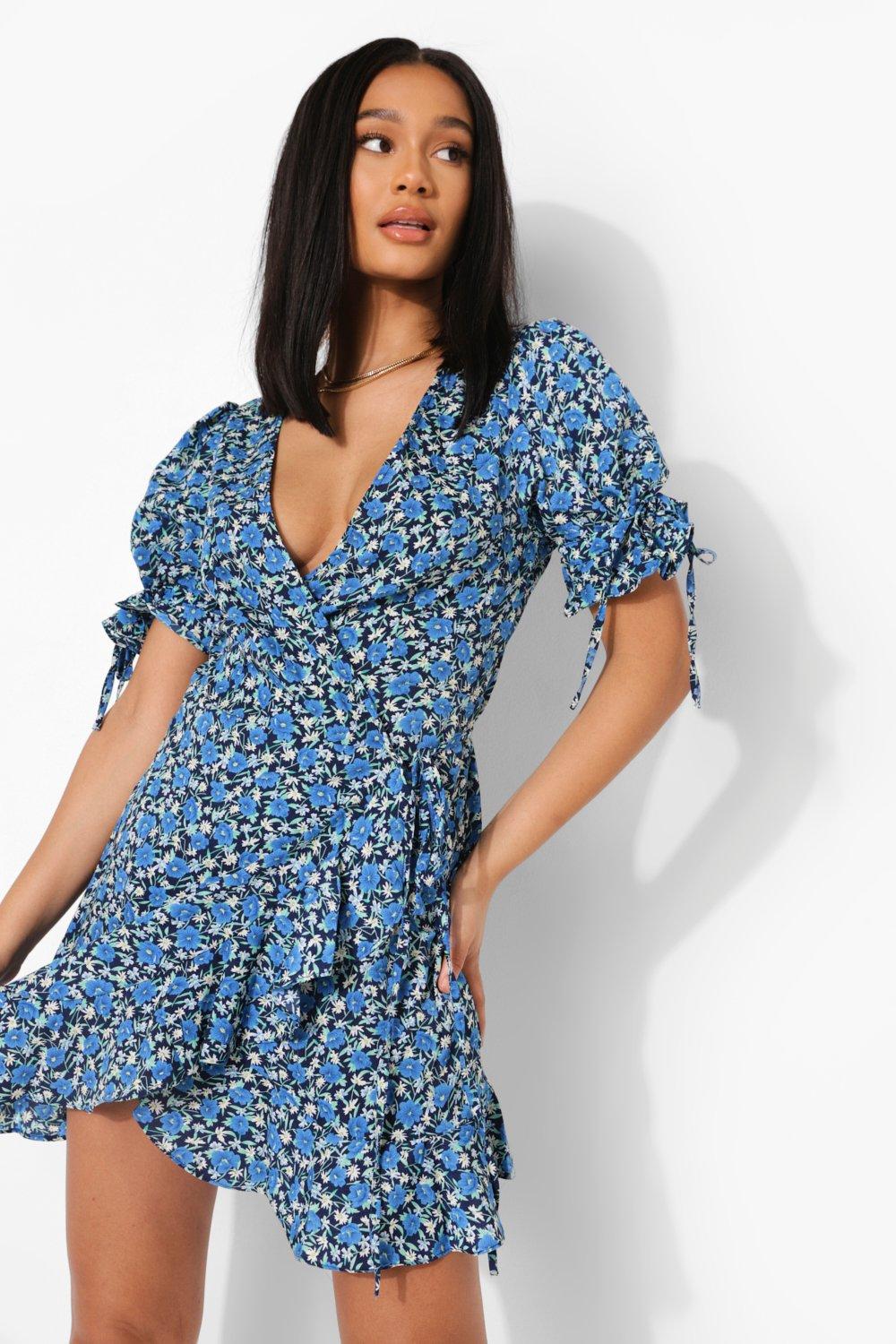 Boohoo navy hot sale floral dress