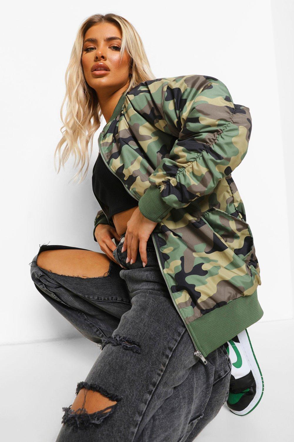 Bomber oversize mimetico boohoo