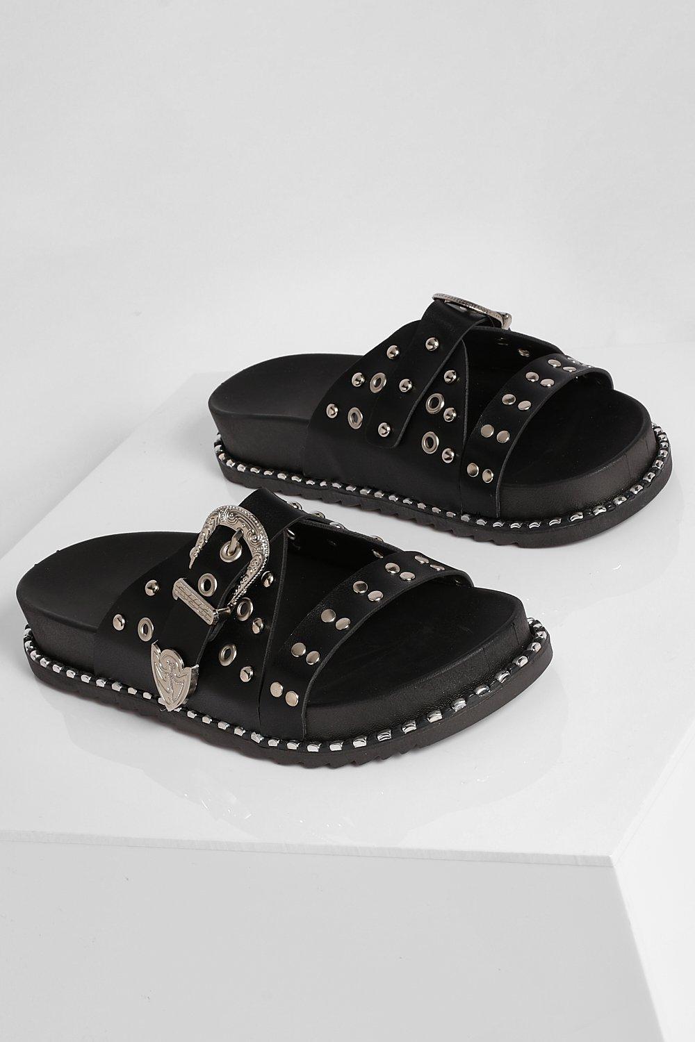 Sandales femme noires cloutées sale