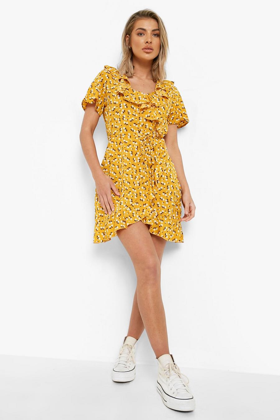 חרדל amarillo שמלת תה פרחונית שובבה ארוגה עם מעטפת בחזית ומלמלה