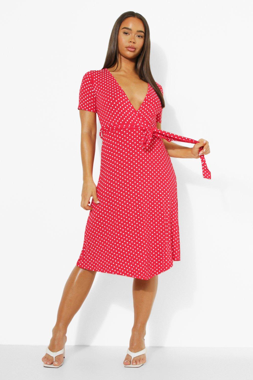 Boohoo red hotsell polka dot dress