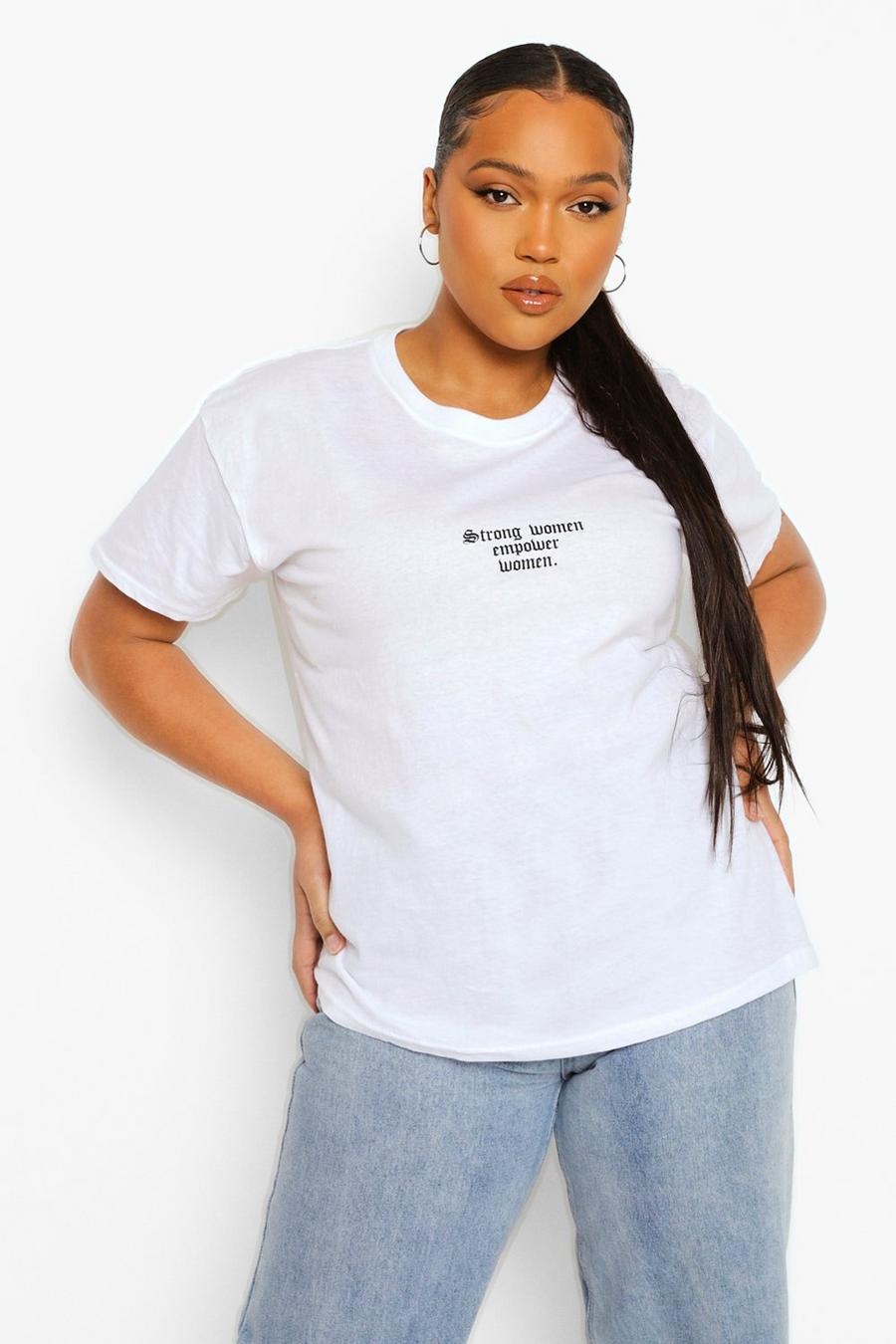 Camiseta “Strong Women” Plus boohoo