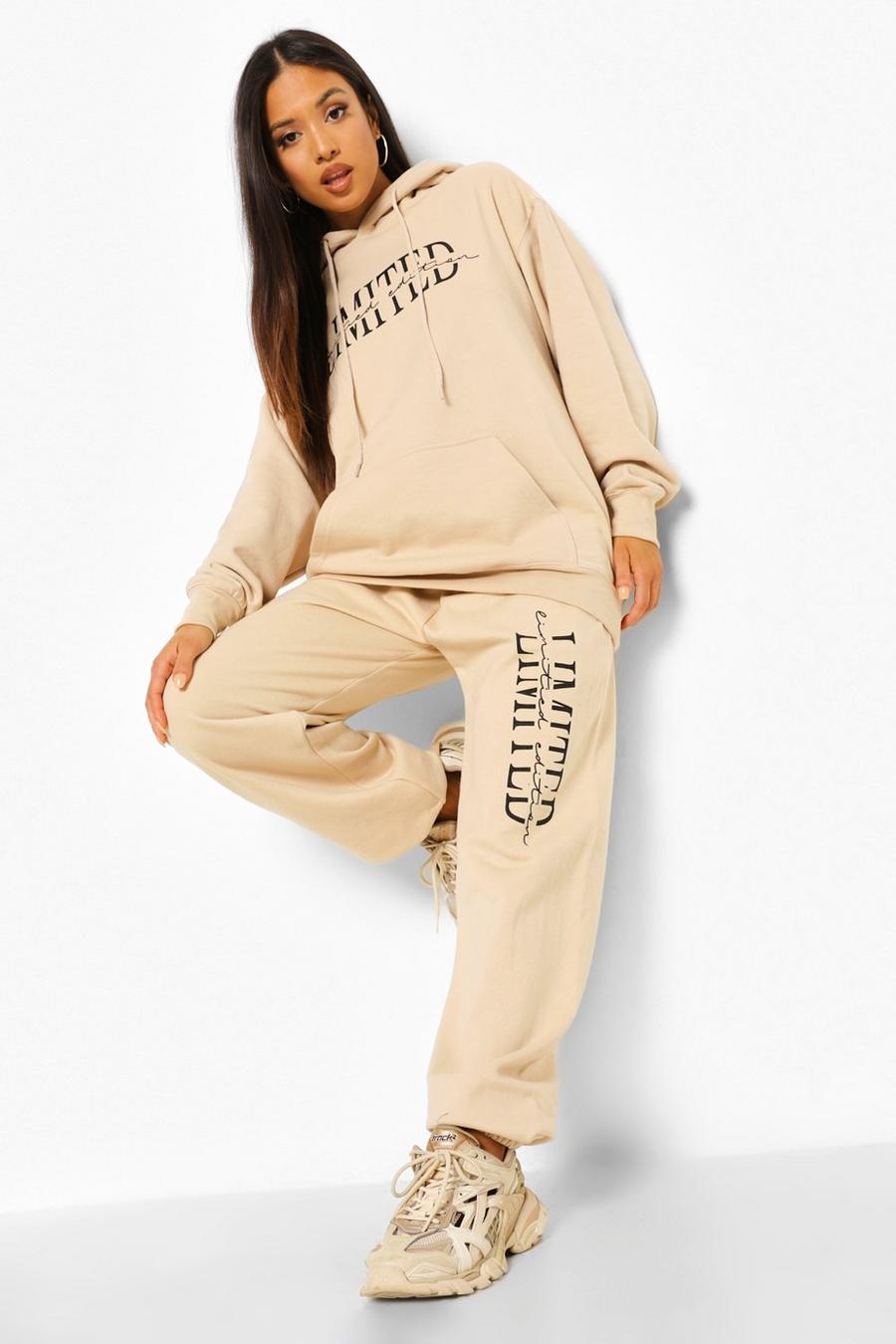 Sand Petite - Limited Edition Joggers med tryck image number 1