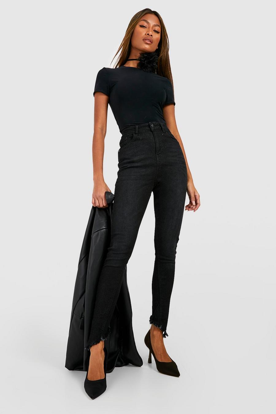 Black svart Distressed Asymmetric Hem Skinny Jeans image number 1