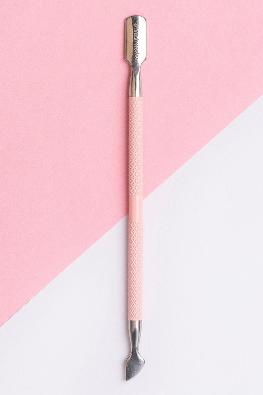 Baby pink rosa Brushworks Cuticle Pusher image number 1