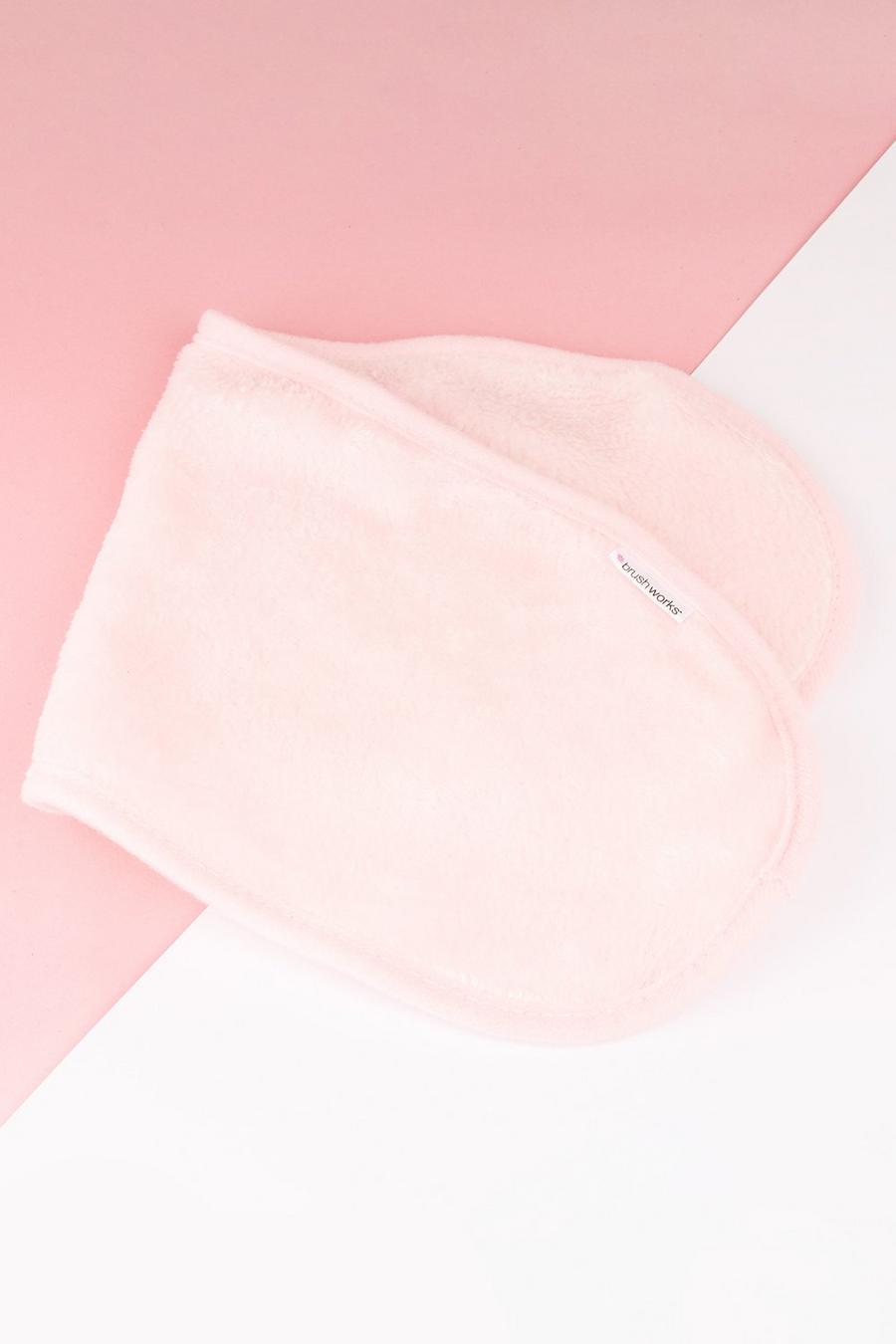 Baby pink Brushworks HD Handduk för sminkborttagning image number 1