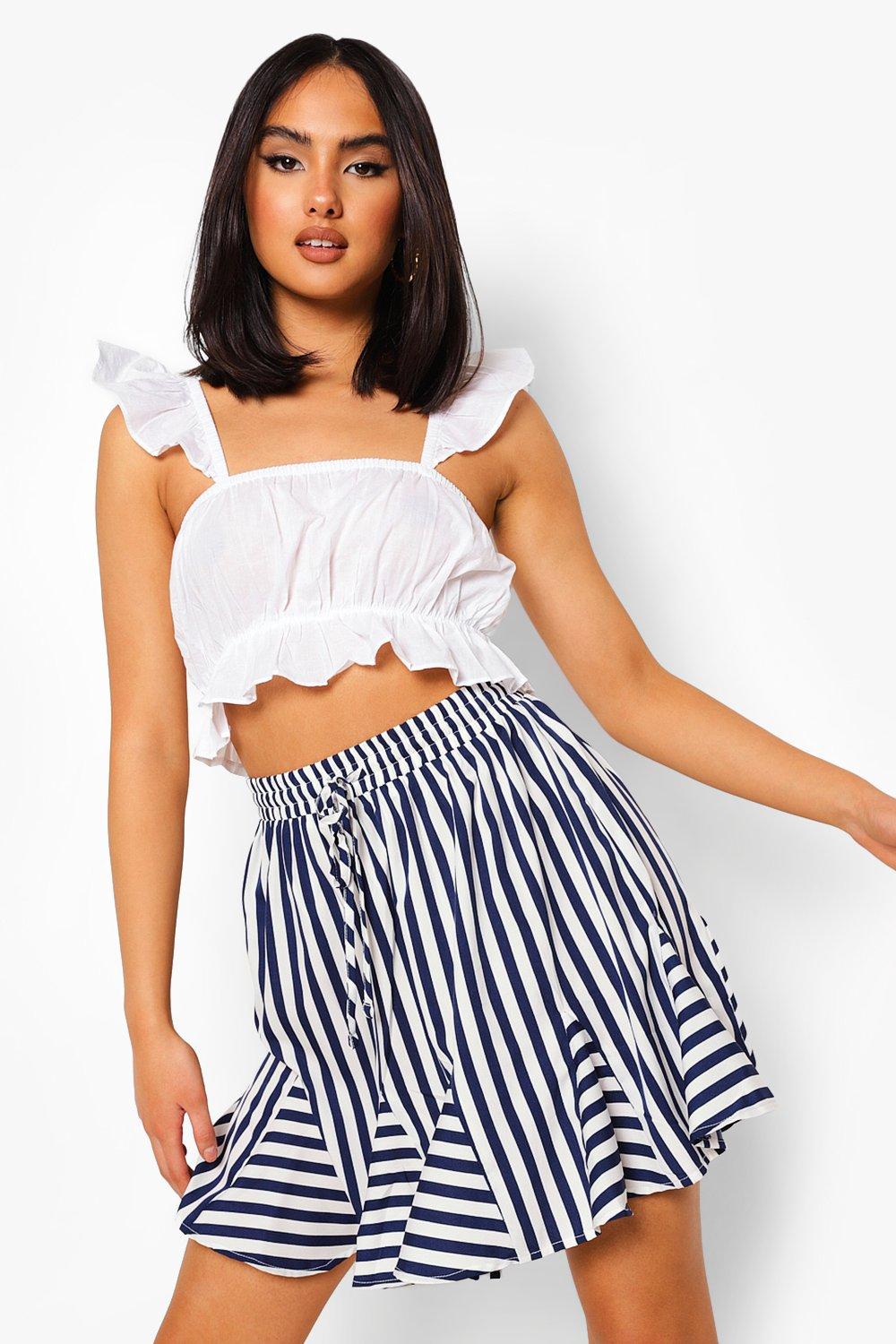 Black and white skater skirt cheap short