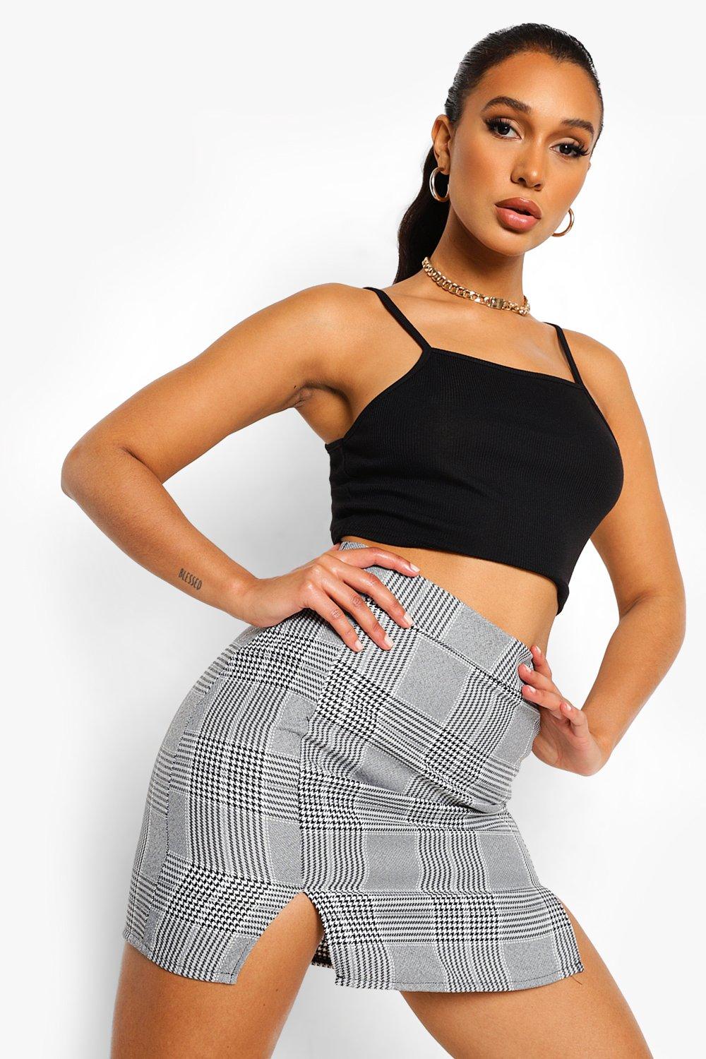 A line hotsell skirt boohoo