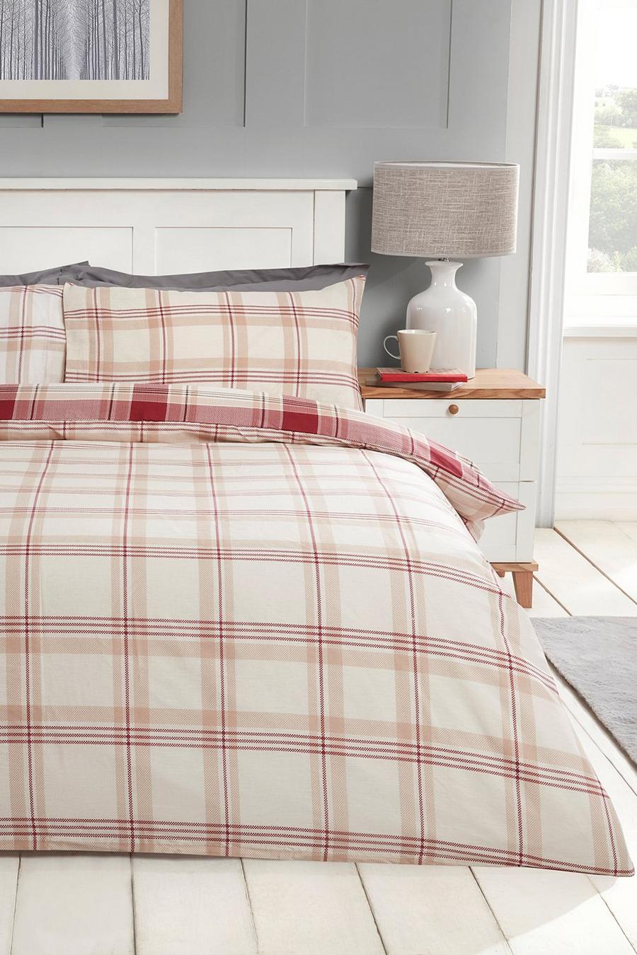 Red Flannel Print Double Duvet Set image number 1