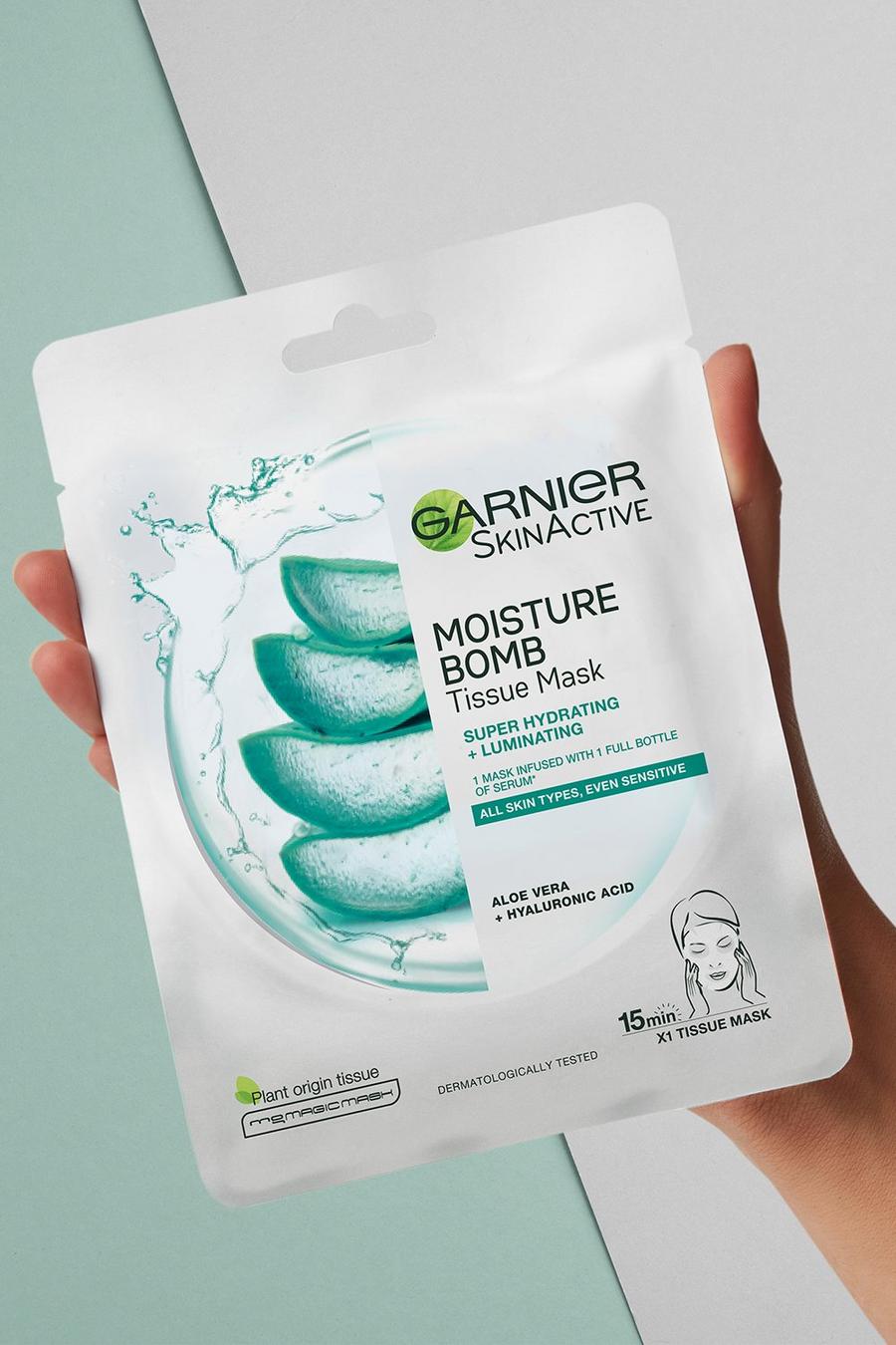 Teal green Garnier Moisture Bomb Aloe Vera Hyaluronic Acid Hydrating and Luminating Face Sheet Mask 32g image number 1