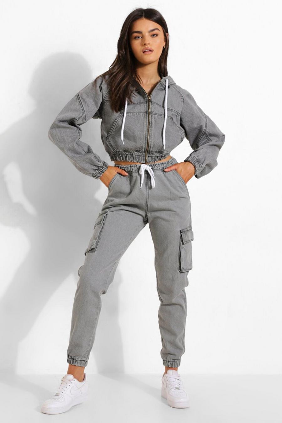 Grey Cuffed Denim Joggers With Pockets image number 1