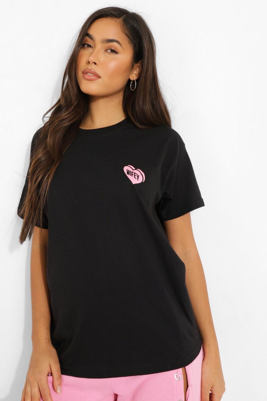 T-shirt con stampa di cuore con scritta Wifey sul taschino, Nero image number 1